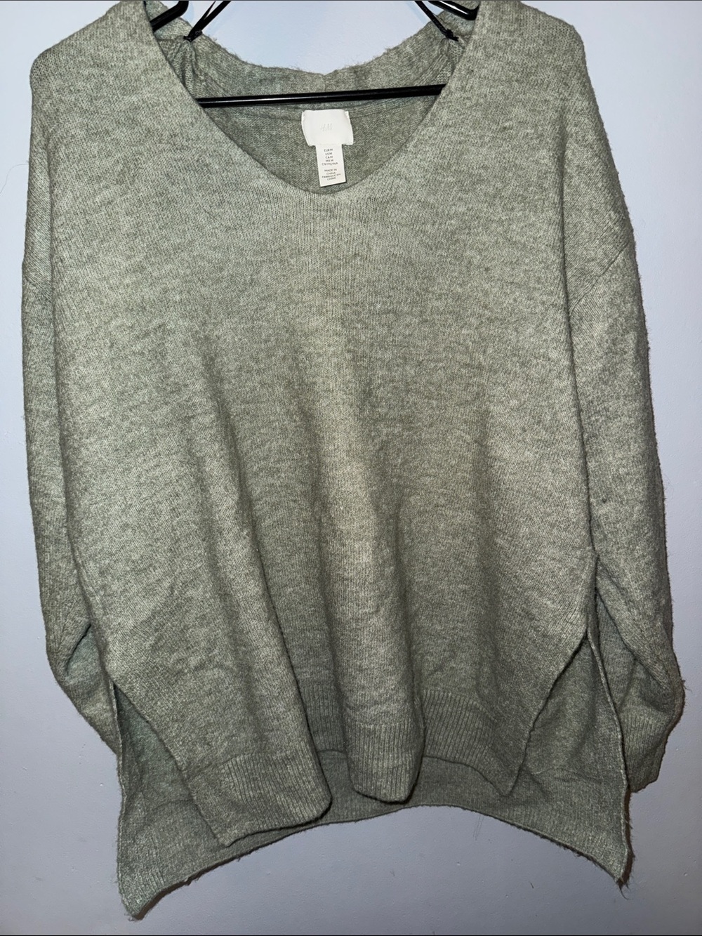 H&M Olive Green V-Neck Lightweight Sweater